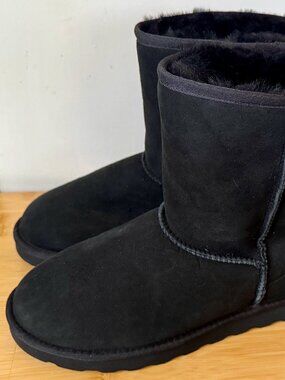 Waysoft Black Australian Shearling Mid-calf Boots US 9